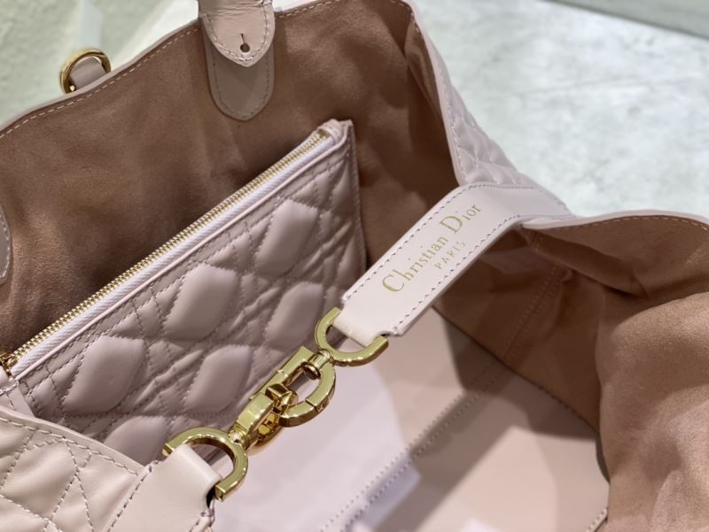 chr1st1an D10r shopping bags